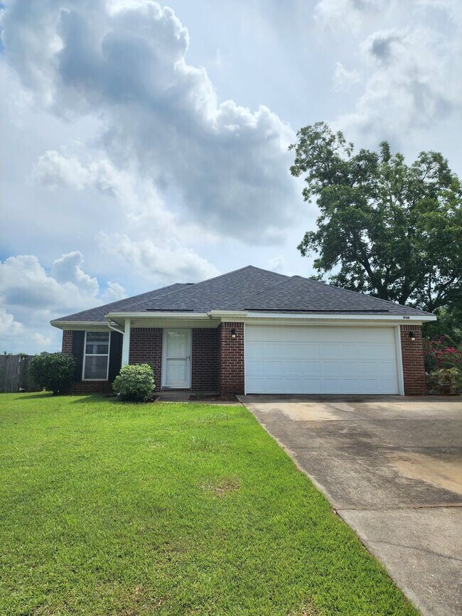 Building Photo - Newly updated home in Abbey Ridge - 3/2