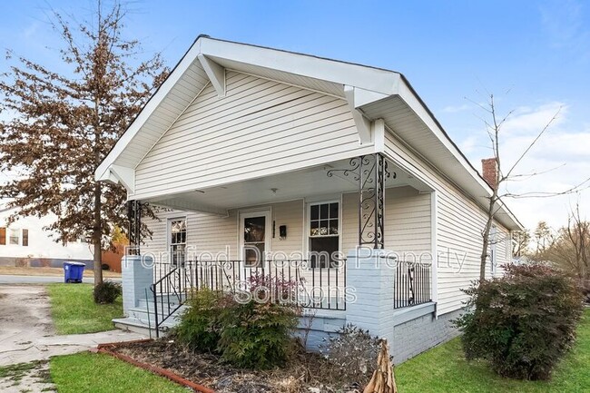 Building Photo - 2301 Konnoak View Dr