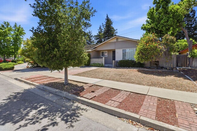 Foto del edificio - What a Great Home! Available Now!