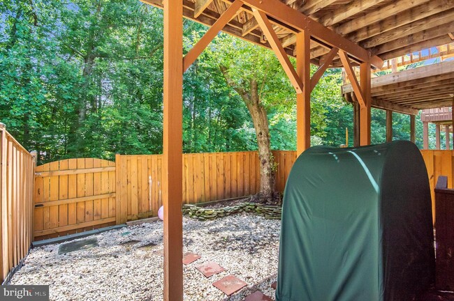 Building Photo - 6163 Forest Creek Ln