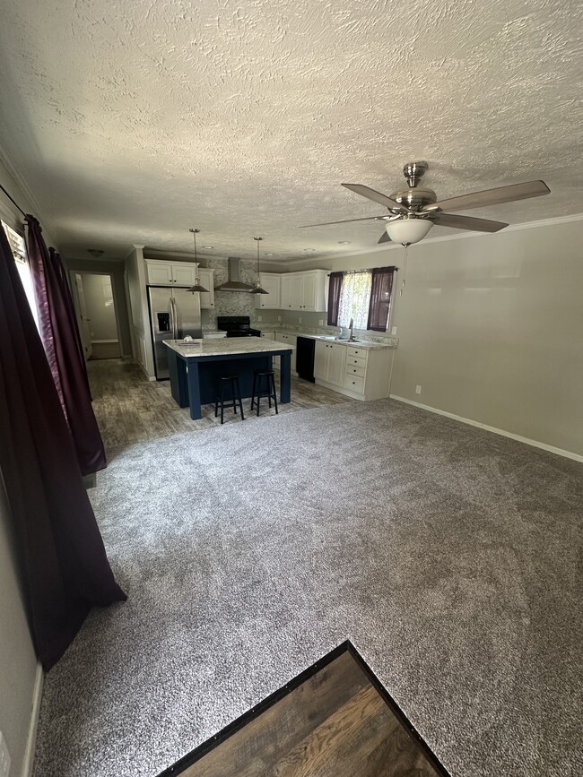 Building Photo - 75 McFayden Dr