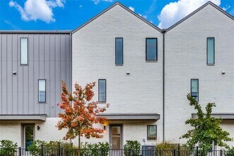 Building Photo - 5703 Lindell Ave