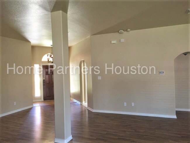 Building Photo - 16507 N Mediterranean St, Crosby, TX 77532