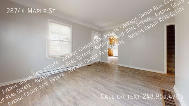 Building Photo - 28744 Maple St