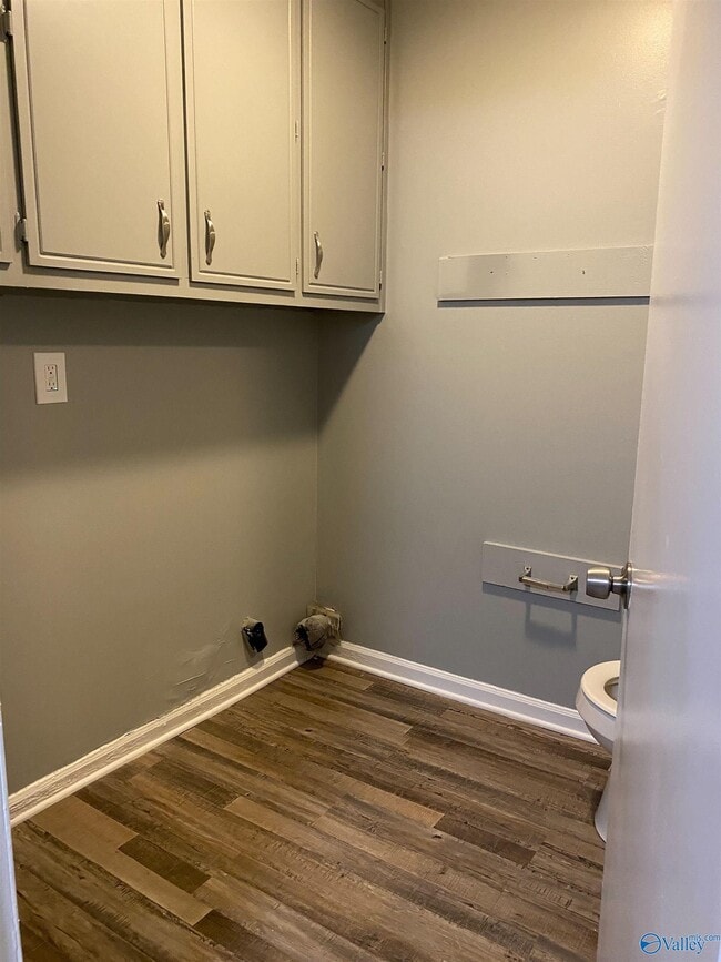 Foto del edificio - 5130 Blue Spring Rd NW