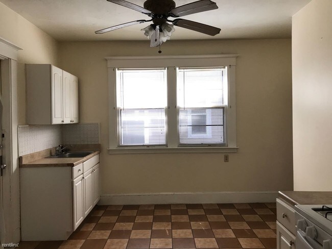 Building Photo - 2 br, 1 bath House - 575 Whalley Ave Unit 1