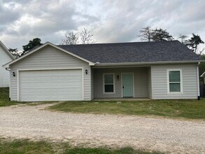 Building Photo - 6197 County Rd 1143