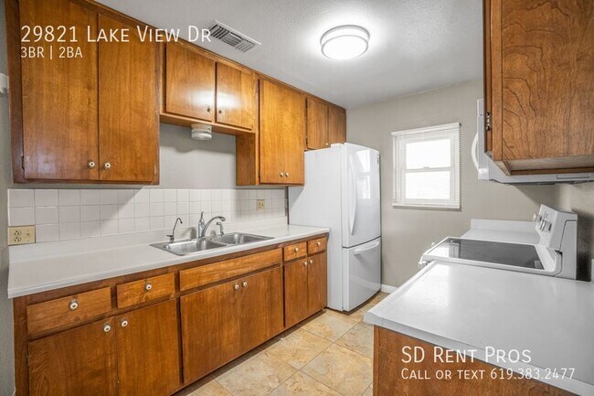 Foto del edificio - Lake Morena -Move In Special 3 bed / 2 bat...