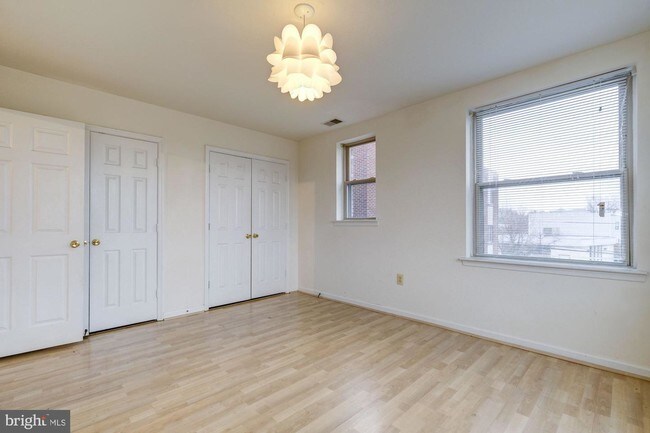 Foto del edificio - 1210 Perry St NE