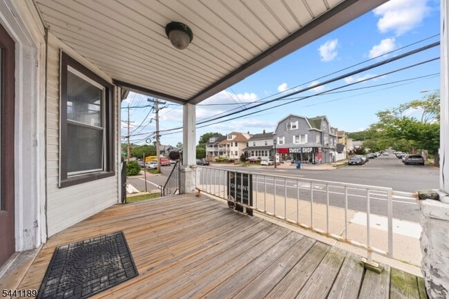 Building Photo - 315 Haledon Ave