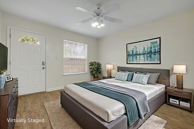 Foto del edificio - 4116 Silkbay Ct