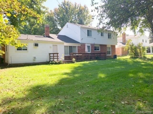 Foto del edificio - 28907 Farmington Rd