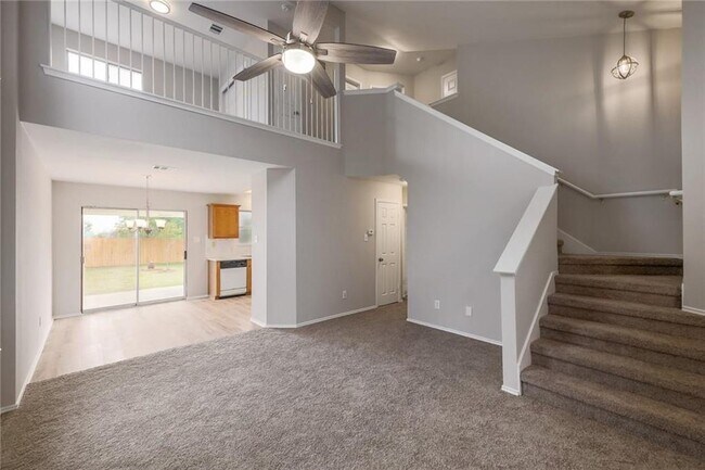 Building Photo - 1400 Thibodeaux Dr