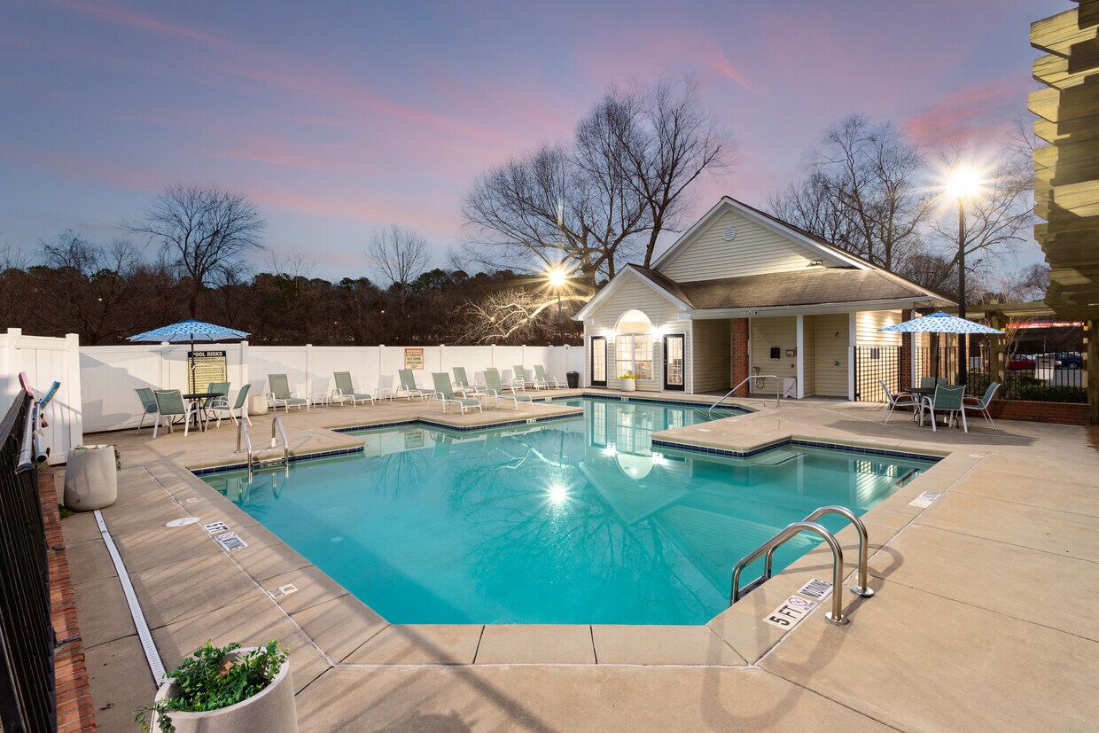 Foto principal - Lakeshore Crossing