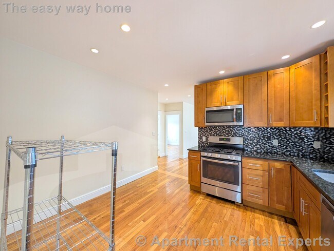 Photo - 7-9 Bonner Ave Unit #2 Apartment