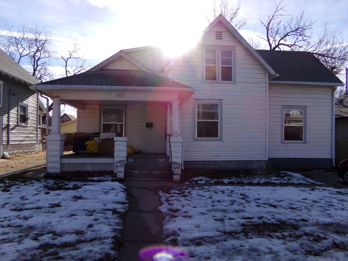 Primary Photo - Nice 4BDRM House Wood Floors