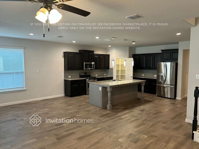 Foto del edificio - 2512 Candle Ln