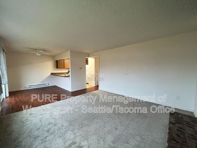 653 Myrtine St Unit C, Enumclaw, WA 98022 Condo for Rent in Enumclaw