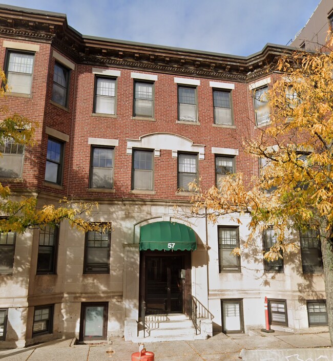 Foto del edificio - 57 Brighton Ave