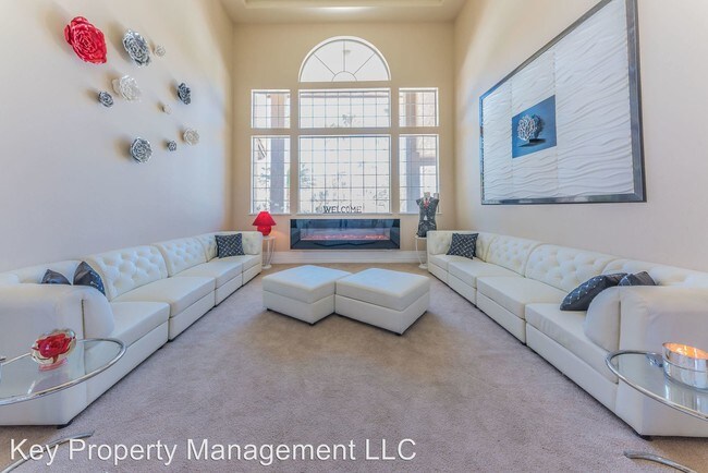 Foto del edificio - 4 br, 3.5 bath House - 2220 Diamond Bar Dr