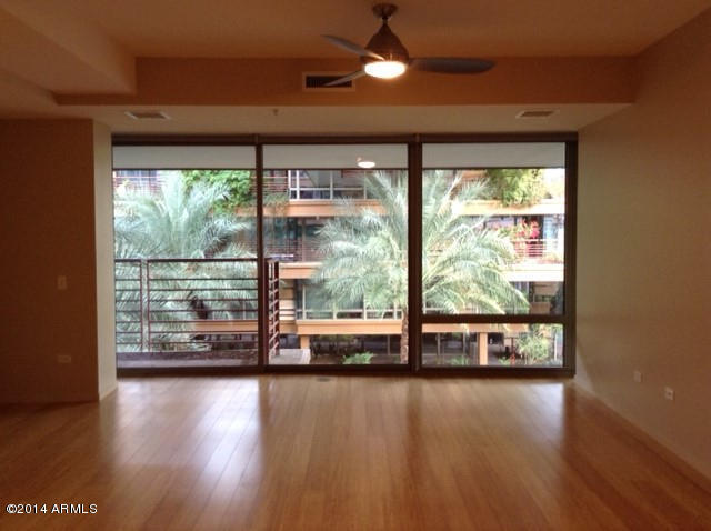 Foto del edificio - 7137 E Rancho Vista Dr