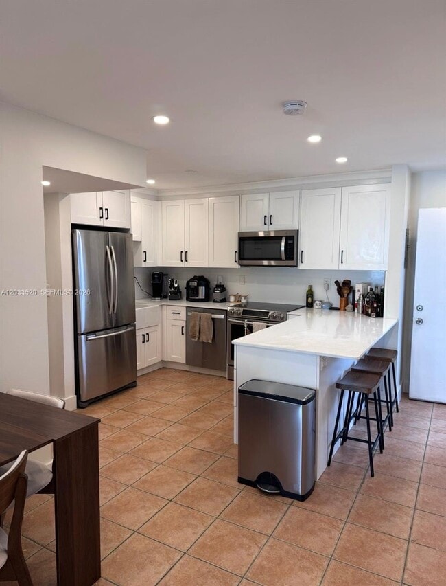 Building Photo - 9227 SW 87th Ave