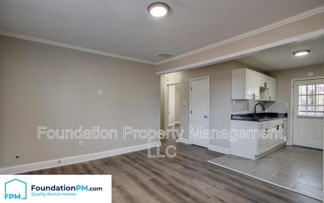 Building Photo - 908 Baltic St