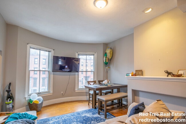 Photo - 669 Massachusetts Ave Apartment