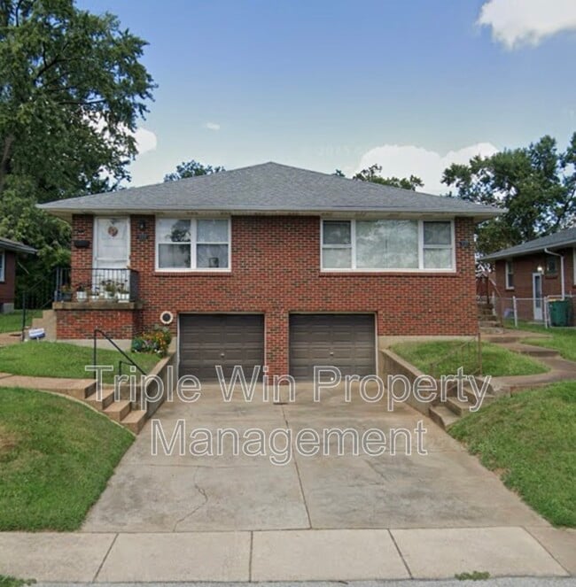 Building Photo - 937 Chain of Rocks Dr