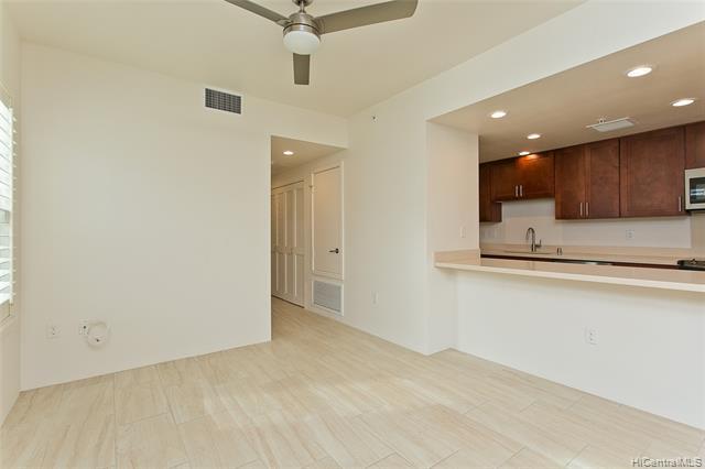 Building Photo - 409 Kailua Rd