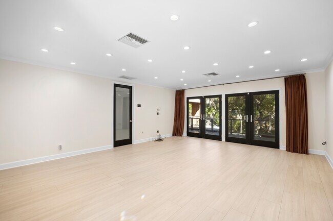 Foto del edificio - 1544 Golf Club Dr