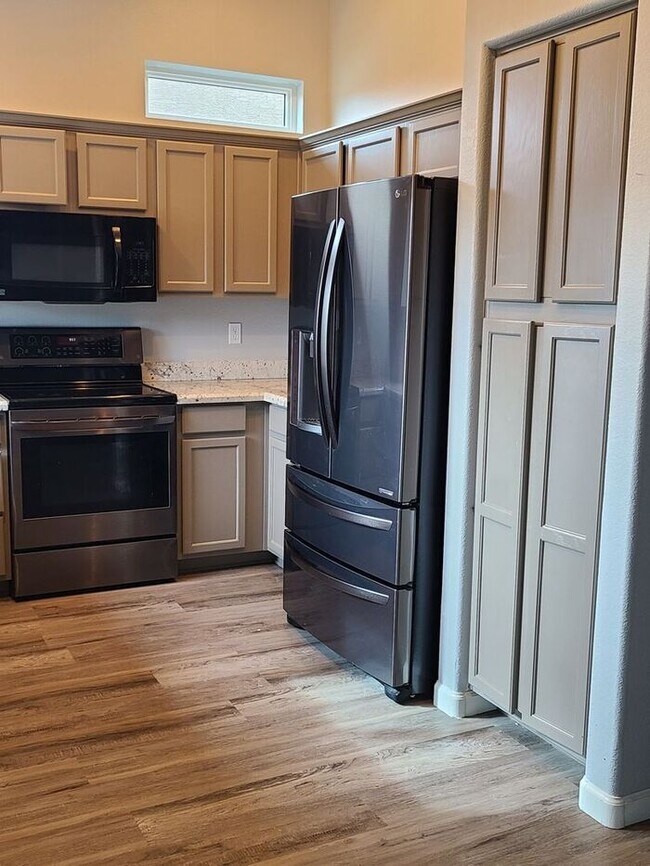 Foto del edificio - 17407 N Larkspur Ln