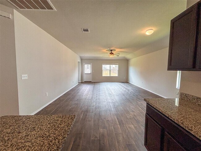 Building Photo - 5704 Ronee Leah Dr