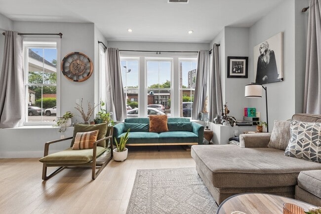 Foto del edificio - 761 Washington St