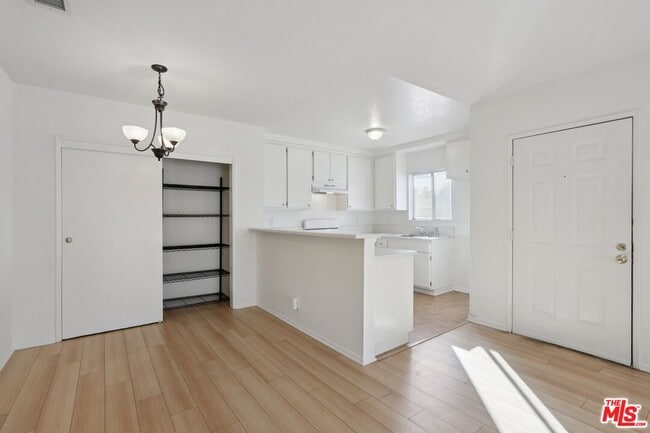 Building Photo - 5429 Troost Ave