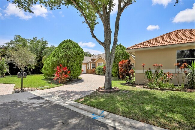 Building Photo - 13284 Majestic Pine Ct