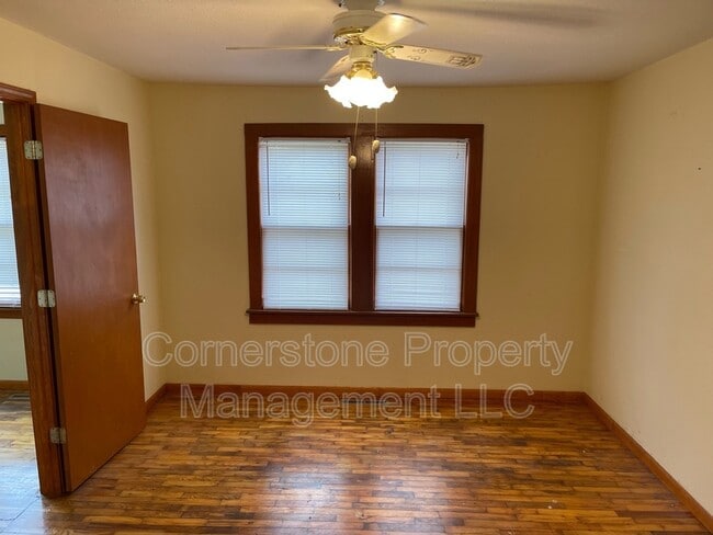 Building Photo - 820 Fir St