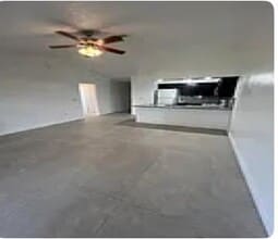 Building Photo - 686 Royalty Ct