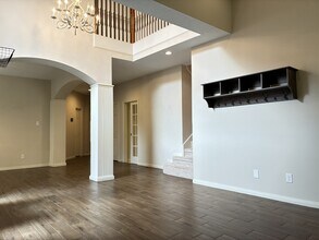 Building Photo - 14439 Reissen Ln