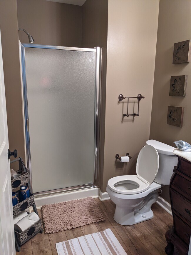 20311 Beechwood Ter Unit 101, Ashburn, VA 20147 Condo for Rent in