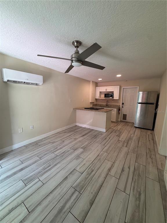 Building Photo - 810 8th St