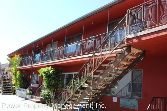 Building Photo - 3761 S Barrington Ave
