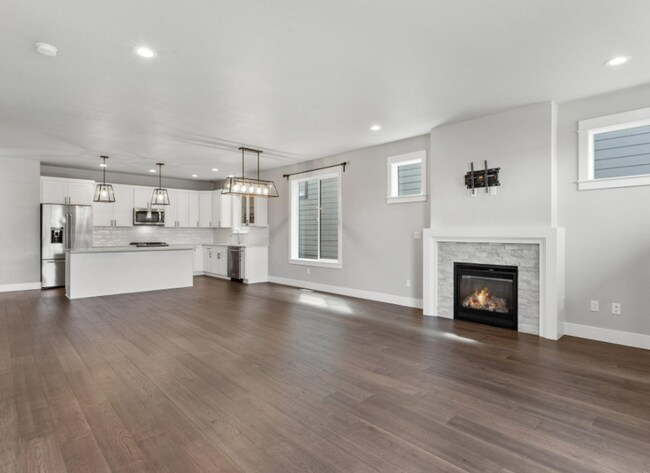 Building Photo - Beautifully Upgraded Home Near McMenamins ...