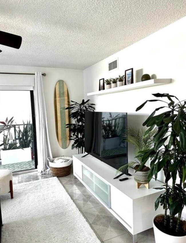 Foto del edificio - 1975 SE 3rd St