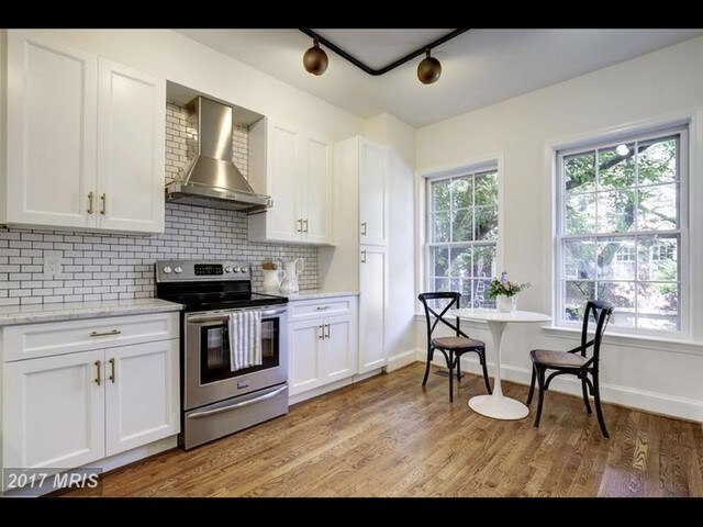 Foto del edificio - 3711 Winfield Ln NW