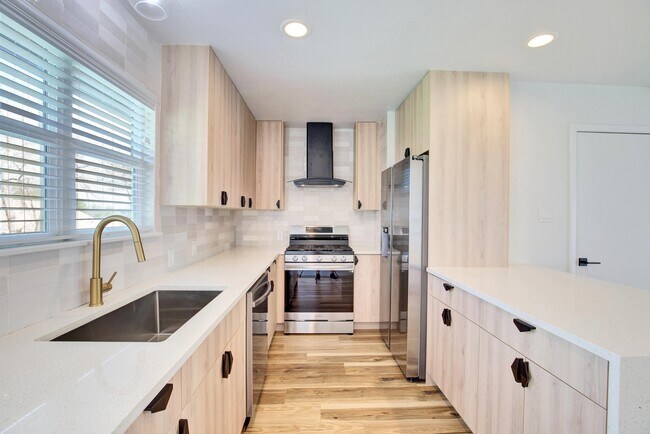 Foto del edificio - 904 Austin Highlands Blvd