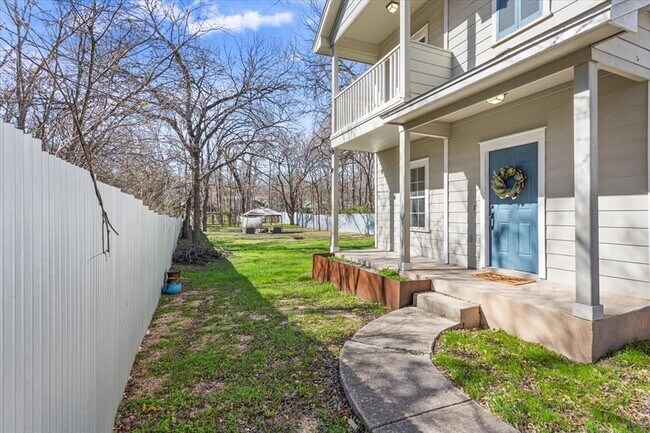 Foto del edificio - 1210 E M. Franklin Ave