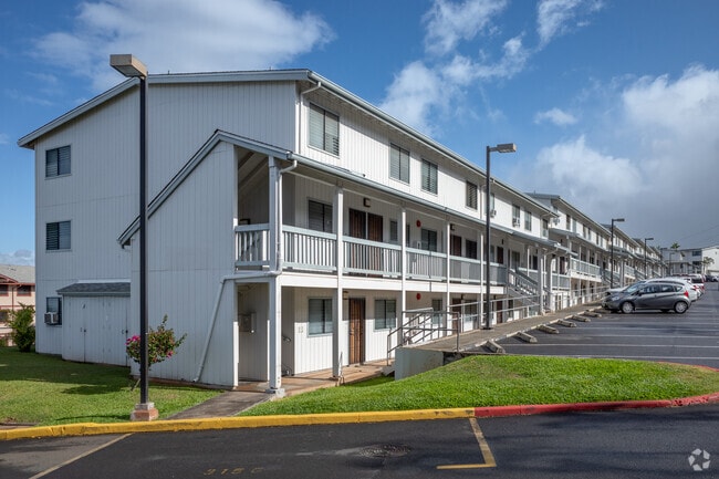 Building Photo - Pearl Horizons