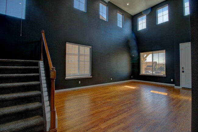 Building Photo - 24327 E Davies Pl