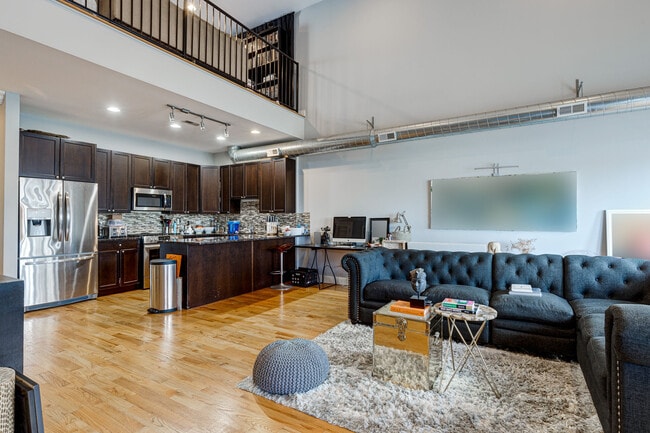 Penthouse Apartamento - 17-25 N Bishop - 25 N Bishop